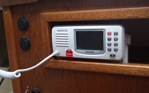 Medewis nya VHF-radio (Nexus NX2000)